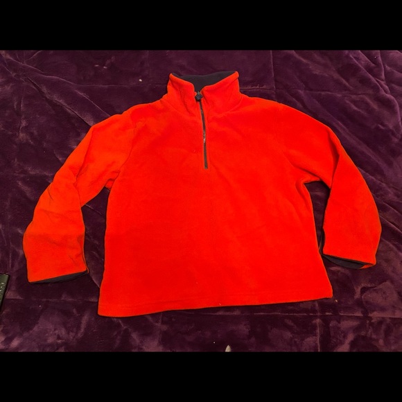 Kids red pullover size large - Picture 1 of 2